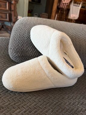 Women's temper Pedic Cream white Plush Slip-On slippers 8